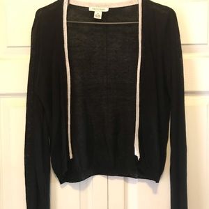 White House black market medium